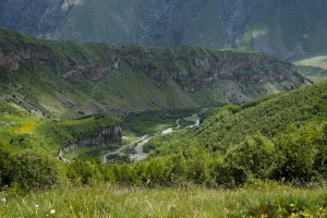 What Souvenirs to Buy in Kazbegi: A Guide to Authentic Georgian Keepsakes