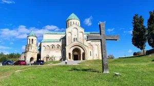 Kutaisi Central Market: Your Essential Guide to Local Treasures